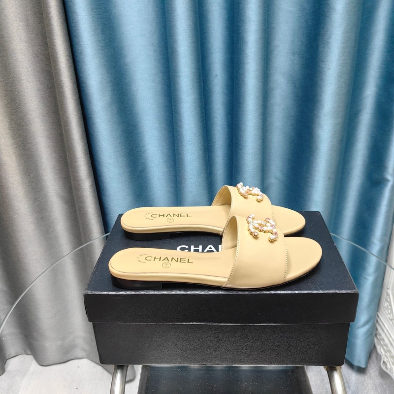 Ch*el slippers